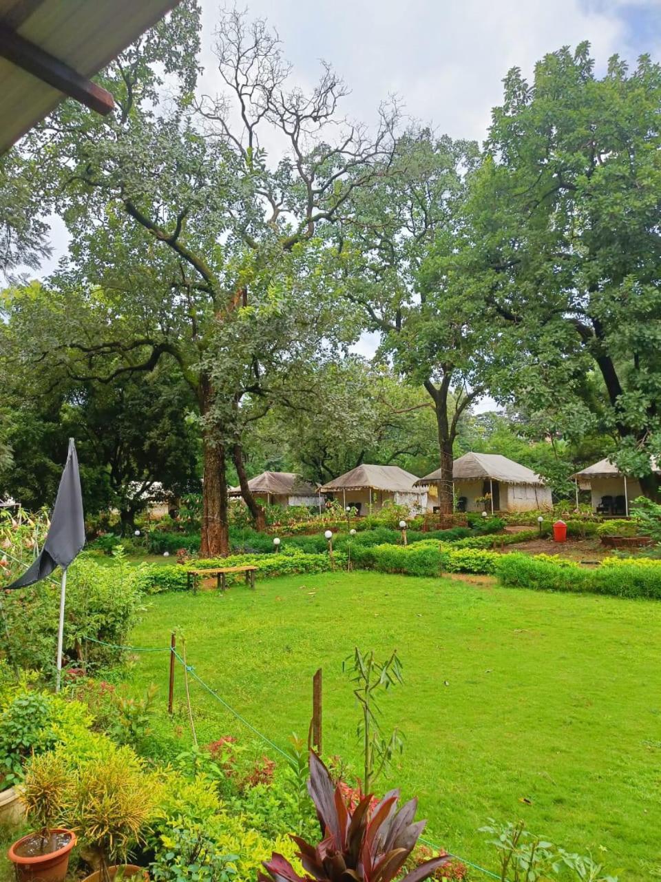 Satpura Adventure Resort' Pachmarhi Bagian luar foto